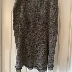 Style & Co Heather black/white skirt w hem detail
